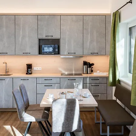 Gluecksmoment Goetschlhof 4*