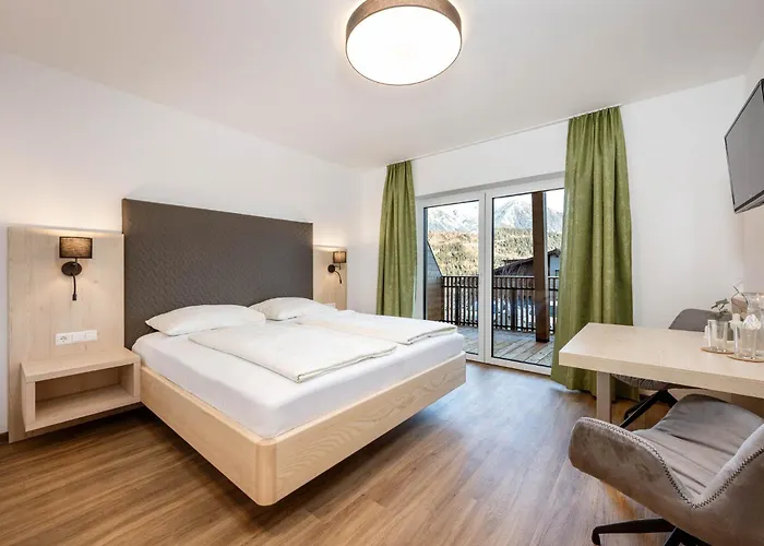 Gluecksmoment Goetschlhof Hotel apartamentowy 3*